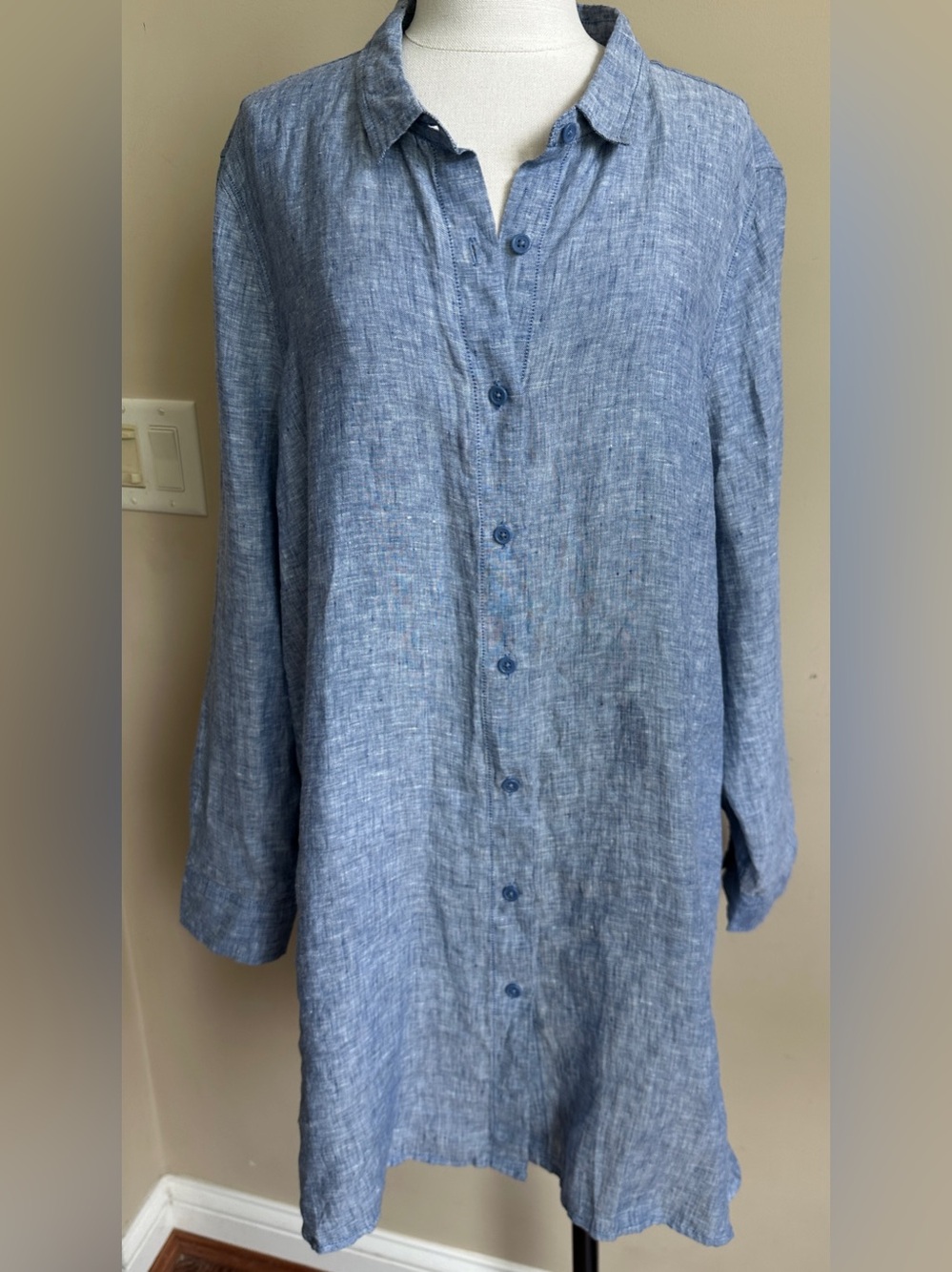 Garnet Hill 100% Linen Tunic Button Down Shirt Blue Chambray Long Sleeve